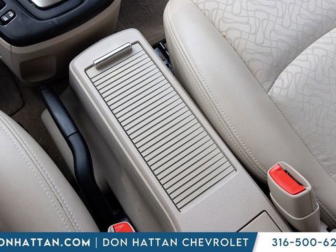Used 2006 Saturn Vue 2WD V6 w/ Comfort Pkg image 10