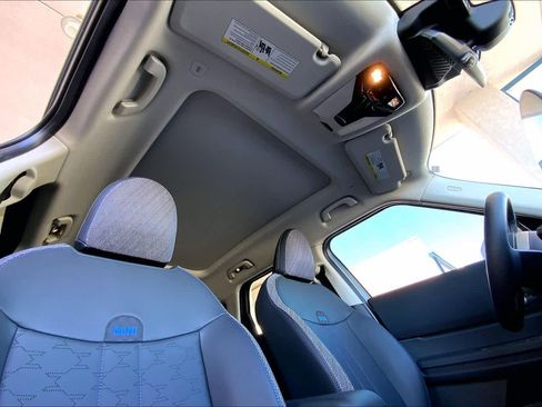 Used 2025 MINI Cooper Countryman S w/ Comfort Package Max image 27