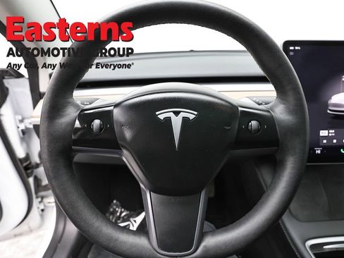Used 2023 Tesla Model 3 Standard Range RWD image 10