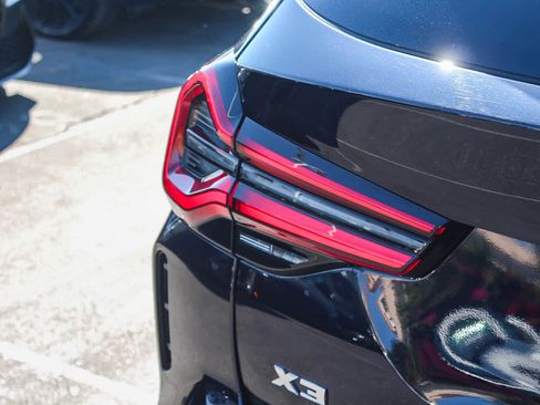 Used 2024 BMW X3 M40i image 7