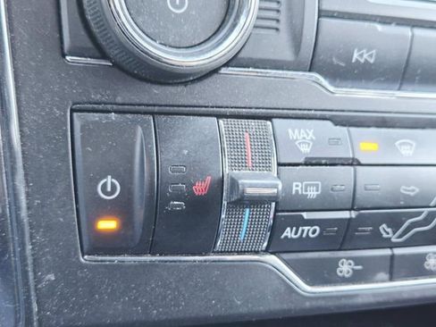 Used 2017 Ford Explorer XLT w/ Equipment Group 202A image 11