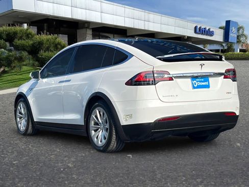 Used 2016 Tesla Model X P90D image 7