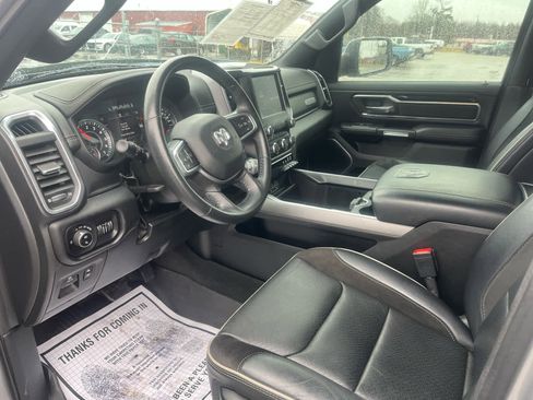 Used 2022 RAM 1500 Laramie w/ Sport Appearance Package image 12