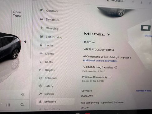 Used 2023 Tesla Model Y 2WD image 8