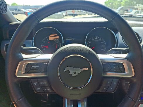 Used 2016 Ford Mustang GT Premium w/ Enhanced Security Package RWD image 20