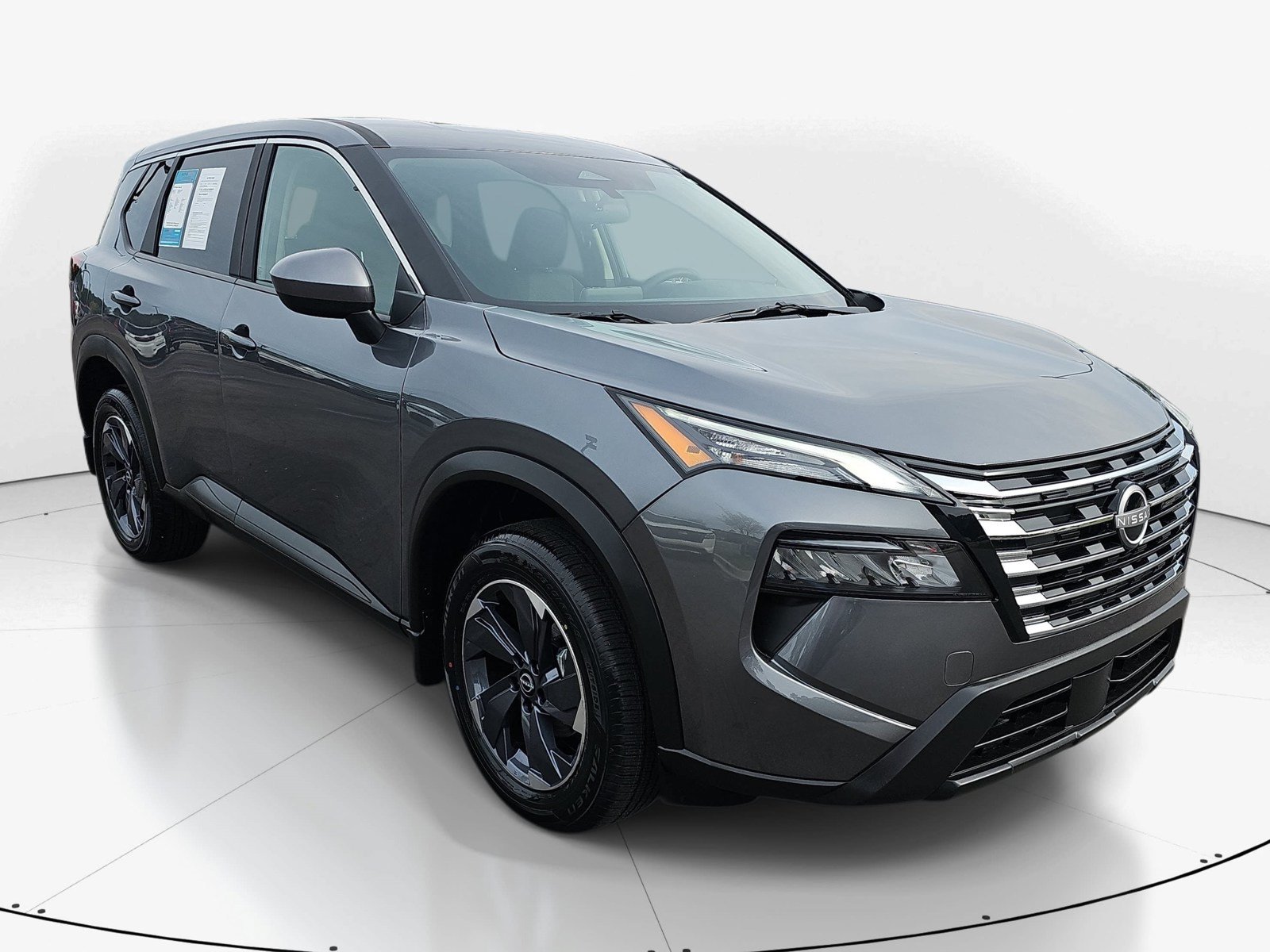Used 2026 Nissan Rogue SV FWD image 2