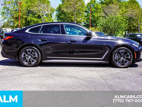 Used 2022 BMW i4 eDrive40 image 10