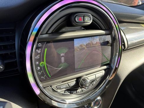 Used 2021 MINI Cooper SE w/ 8.8" Touchscreen Nav Package image 20