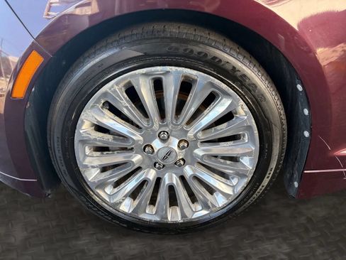 Used 2013 Lincoln MKZ FWD image 33