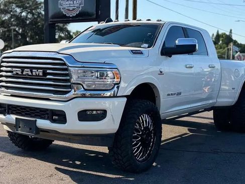 Used 2022 RAM 3500 Limited AWD/4WD image 58