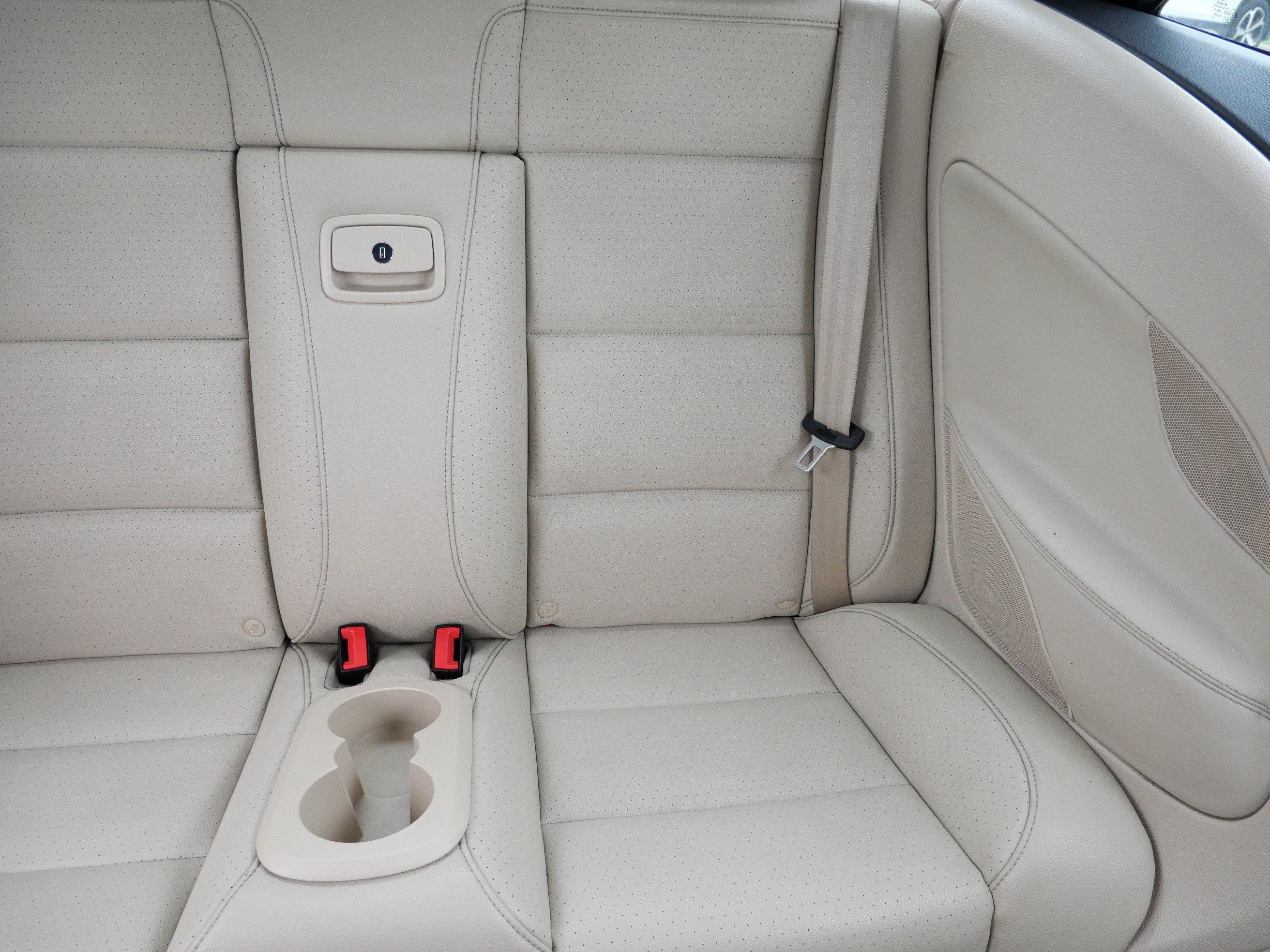 Used 2015 Volkswagen Eos Komfort FWD image 14