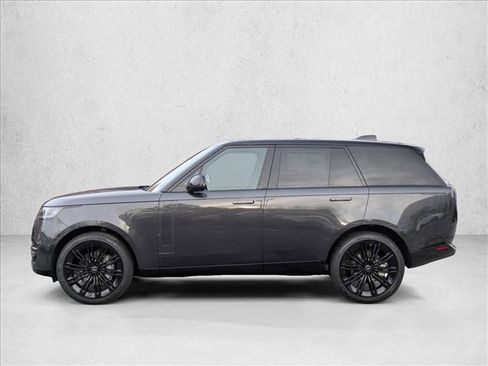 New 2025 Land Rover Range Rover SE image 5