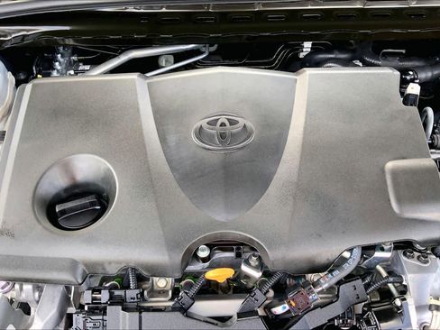 Used 2023 Toyota Camry SE image 31