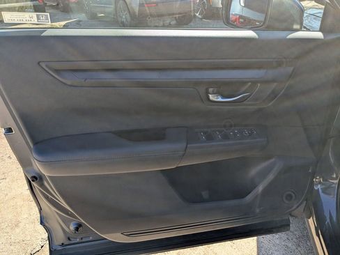 Used 2024 Honda CR-V EX image 11