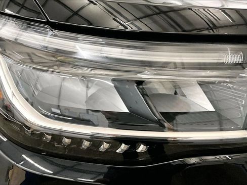 New 2026 Ford Explorer Active image 28