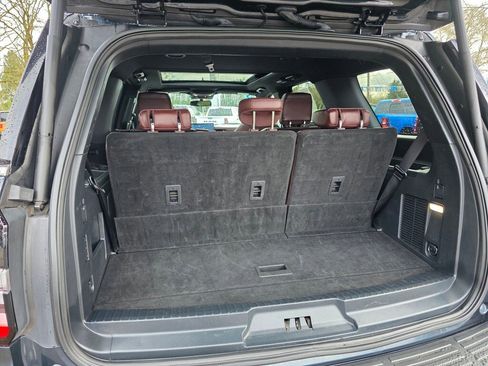 Used 2023 Ford Expedition Limited image 27