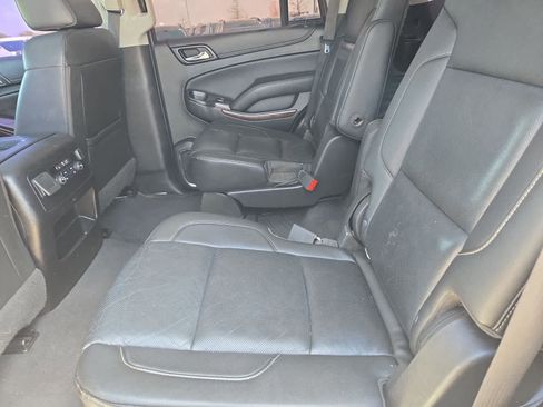 Used 2019 GMC Yukon SLT AWD/4WD image 19
