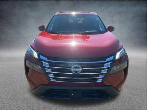 Used 2025 Nissan Rogue SV AWD/4WD image 10