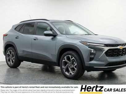 Used 2025 Chevrolet Trax LT