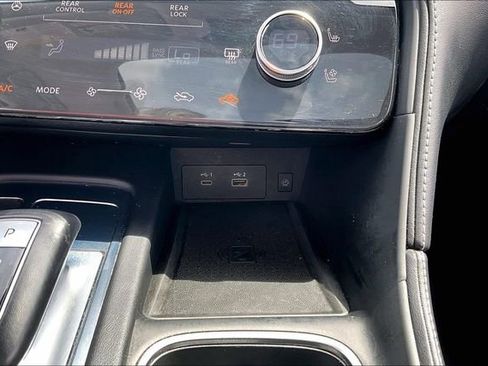 Used 2023 INFINITI QX60 Luxe w/ Performance Audio Package AWD/4WD image 33