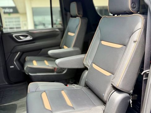 Used 2023 GMC Yukon XL AT4 w/ LPO, Floor Liner Package AWD/4WD image 15