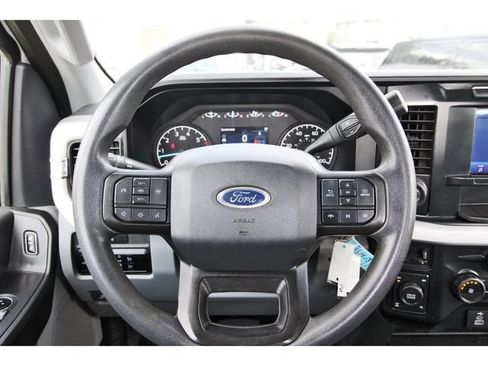 Used 2023 Ford F250 XL w/ 360-Degree Camera Package AWD/4WD image 7