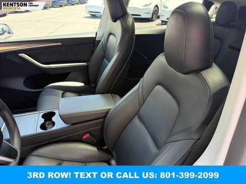 Used 2024 Tesla Model Y Long Range AWD/4WD image 25