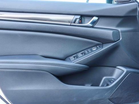 Used 2022 Honda Accord Sport image 22