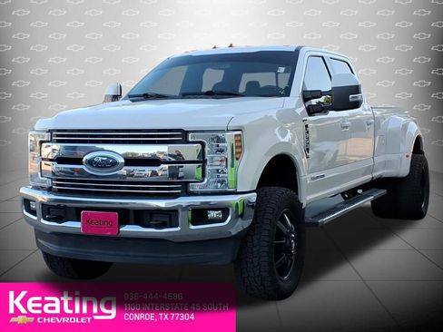 Used 2018 Ford F350 Lariat w/ Lariat Value Package AWD/4WD image 8