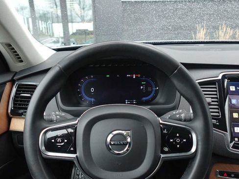 Used 2023 Volvo XC90 T8 Plus AWD/4WD image 21