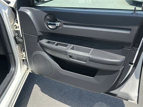 Used 2008 Dodge Charger SE RWD image 32
