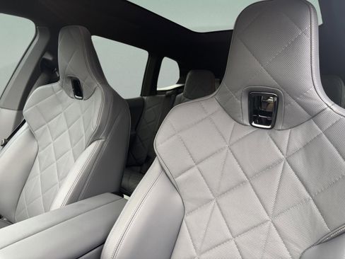 Used 2026 BMW iX xDrive60 w/ M Sport Package image 22