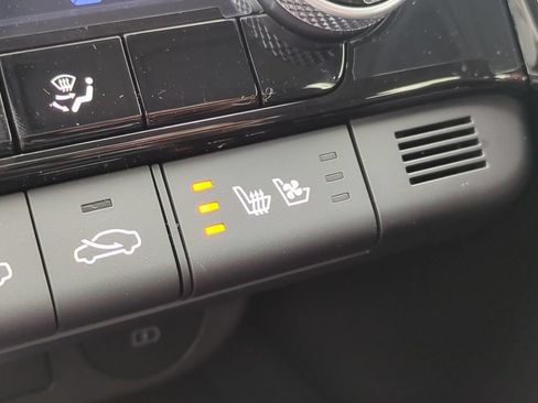 New 2026 Hyundai Elantra Limited FWD image 27
