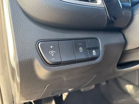 New 2025 Kia Seltos S AWD/4WD image 28