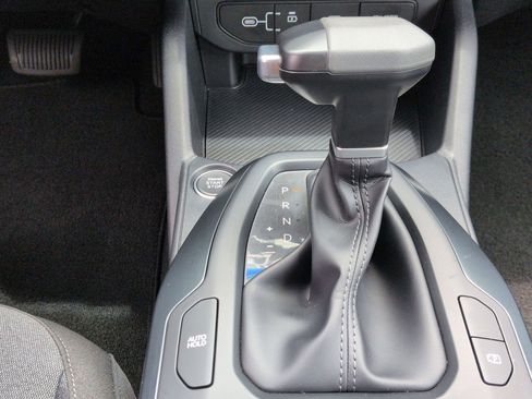 Used 2025 Kia K4 FWD image 26