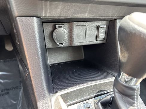 Used 2014 Toyota Corolla LE FWD image 52