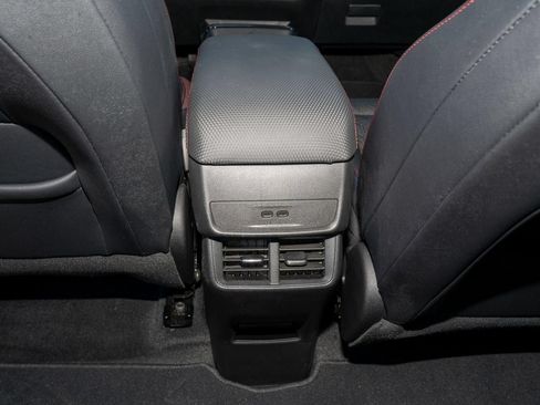 Used 2025 Chevrolet Equinox RS w/ Safety and Technology Package FWD image 19