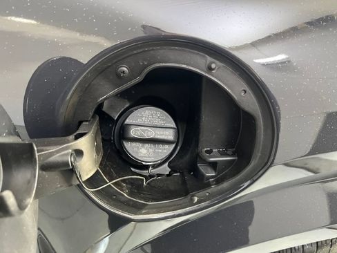 Used 2025 Toyota Tacoma SR5 image 42