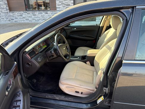 Used 2013 Chevrolet Impala LTZ image 9