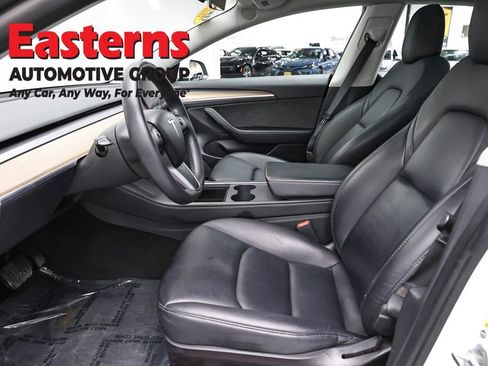 Used 2023 Tesla Model 3 Standard Range image 14