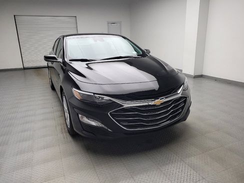 Used 2025 Chevrolet Malibu LT FWD image 14
