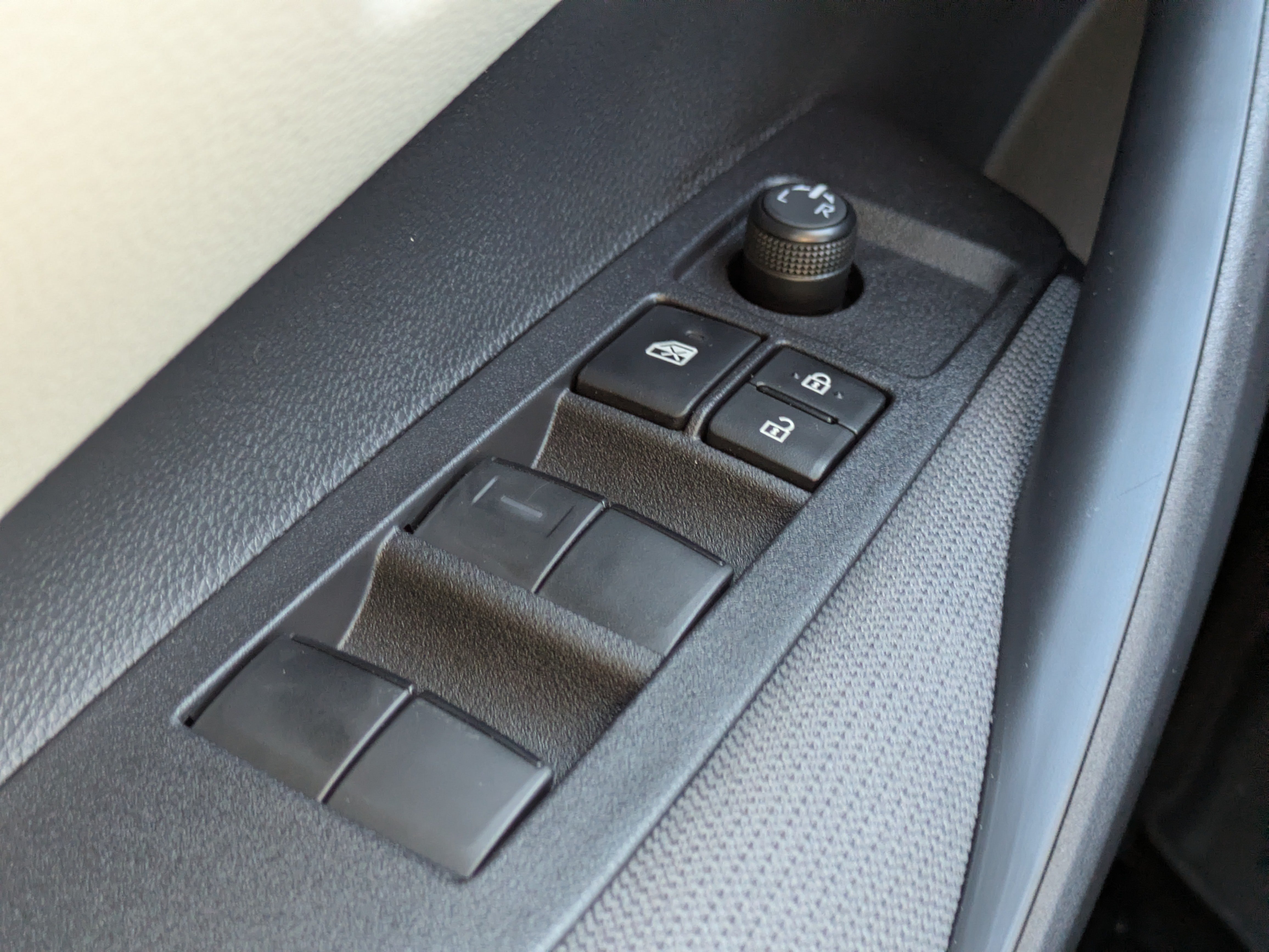 New 2027 Toyota Corolla LE FWD image 24