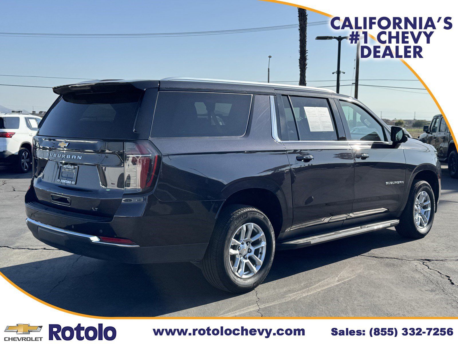 Used 2025 Chevrolet Suburban LT RWD image 6