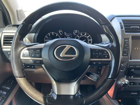 Used 2021 Lexus GX 460 Premium w/ Accessory Package AWD/4WD image 14