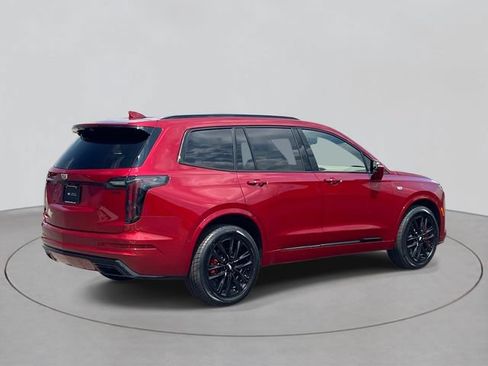 Certified 2024 Cadillac XT6 Sport w/ LPO, Onyx Lite Package AWD/4WD image 4