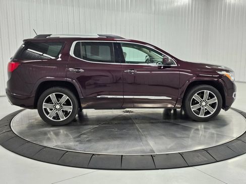 Used 2017 GMC Acadia Denali w/ Technology Package AWD/4WD image 6