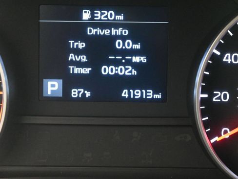 Used 2022 Kia Sportage LX FWD image 25