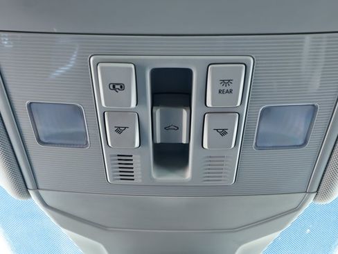 Used 2022 Volkswagen Jetta SE FWD image 20