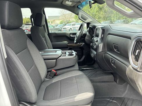 Used 2020 Chevrolet Silverado 1500 RST w/ Z71 Off-Road Package AWD/4WD image 24