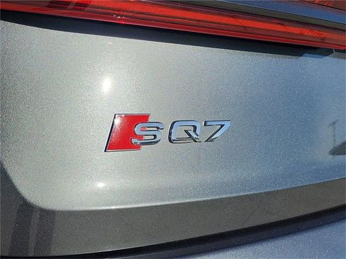 Used 2020 Audi SQ7 Prestige w/ Prestige Package image 10